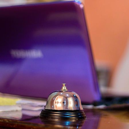 V Park Hotel Tbilisi Eksteriør bilde