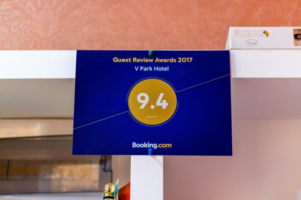 V Park Hotel Tbilisi Eksteriør bilde